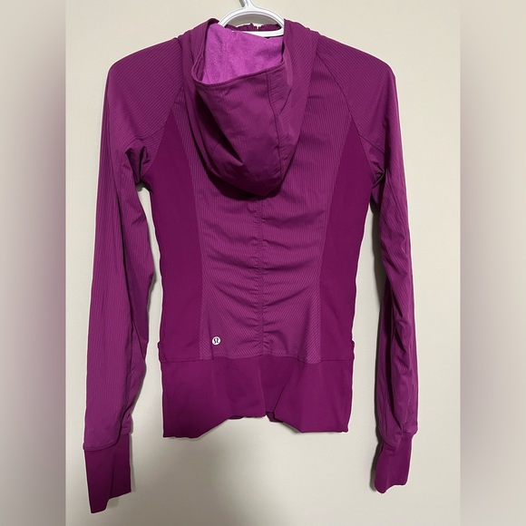 Lululemon In Flux Jacket - Picture 2 of 4